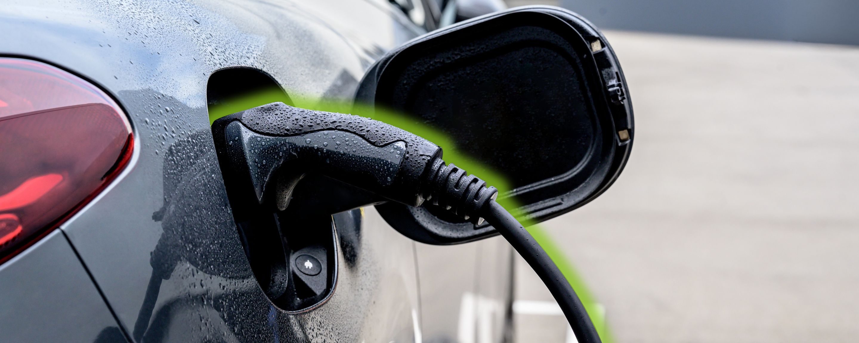 brennenstuhl® lleva la energía a la carretera: Nuevas soluciones de carga para la movilidad eléctrica